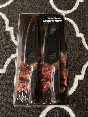 Blackstone Knife Set with Black and Silver Accents